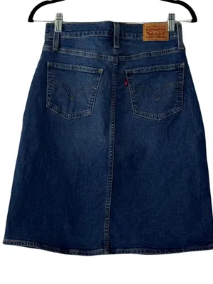 Levi Strauss & Co Blue Denim Jean Skirt Size 26 Knee Length Button Pockets thumbnail 2