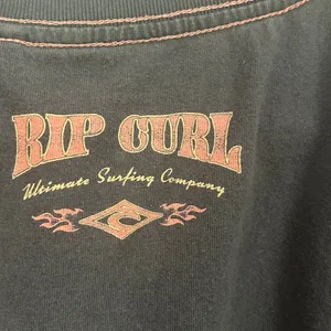 Rip Curl Ultimate Surf Relaxed Graphic T-Shirt size S thumbnail 3
