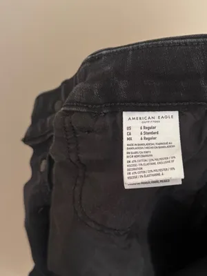 American Eagle Dream Jean Curvy High Rise Jegging Crop Black Size 6 Button Fly thumbnail 8