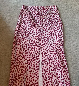 Princess Polly Red Heart Maxi Skirt thumbnail 3