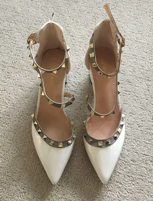 White Heels Size 8 thumbnail 2