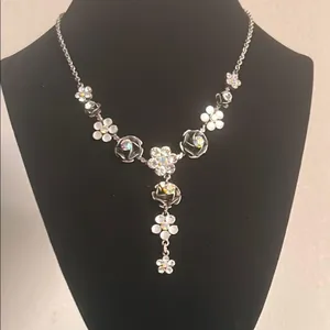 Stunning Gunmetal and Multi-Colored Crystal Floral Y Drop Necklace thumbnail 7