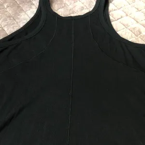Lulu lemon 🍋 tank top thumbnail 4
