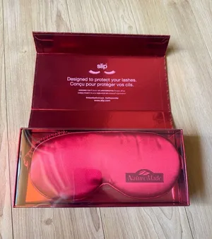 slip lovely lashes sleep mask Red thumbnail 1
