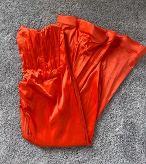 Net princess Polly orange satin prom dress thumbnail 1
