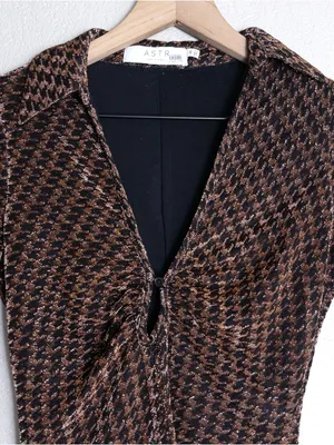 ASTR Nia Metallic Houndstooth Mini Dress XS Copper Black Vneck Jersey Stretch thumbnail 7