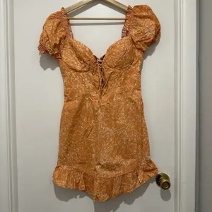 FIELD DREAMS PUFF SLEEVE TIE-UP BODICE DRESS FLORAL PRINT SUNSET‎ Size Large thumbnail 2