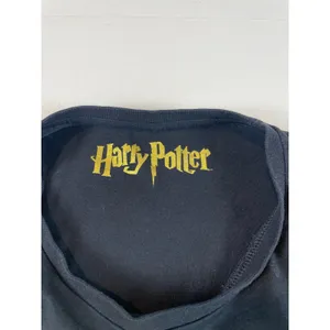 Harry Potter Tee Size M Black Hogwarts Alumni Gold Cotton Unisex New Without Tag thumbnail 6