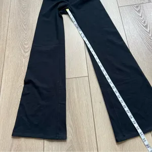 Yummie NWT Susie Flare Shaping Legging Cotton Stretch Black Women's Pants Small thumbnail 8