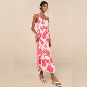 LULU’S Layton Pink And Cream Floral Halter Maxi Dress thumbnail 4