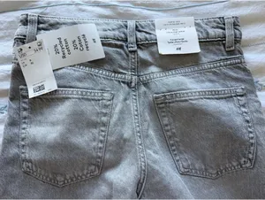 H&M Grey Jeans thumbnail 5