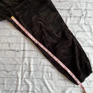 Tinseltown Camo Corduroy Joggers Large Trackpants Utility Pockets Womens Pants thumbnail 5