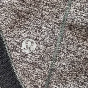 Lululemon Tracker Short V 4" Heathered Grey Running Shorts Womens 6 Tall thumbnail 7