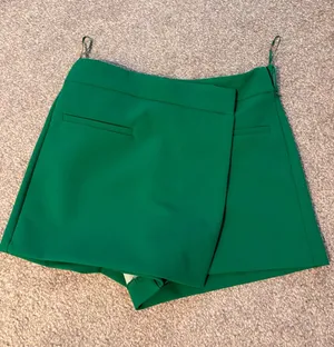 Zara Skort  thumbnail 1