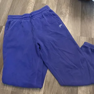 Fabletics Purple Fleece Jogger Sweatpants  thumbnail 1