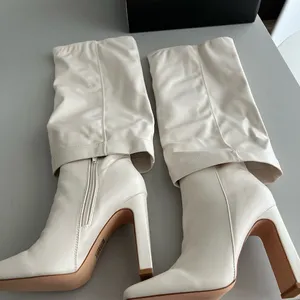 Lulu’s Boots thumbnail 3