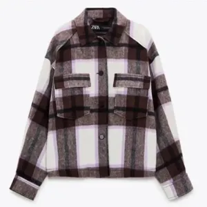 ✨HP✨Zara purple plaid cropped shacket over shirt✨ thumbnail 4