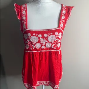 Savannah Jane red embroidered sleeveless top M thumbnail 2