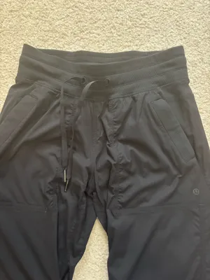 Dance Studio Mid-Rise Pant Lululemon Tall Size 4 thumbnail 3