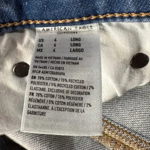 American Eagle SZ 4 LONG Hi-Rise Jegging Jeans Soft Knit Chewed Hems Whiskered thumbnail 9