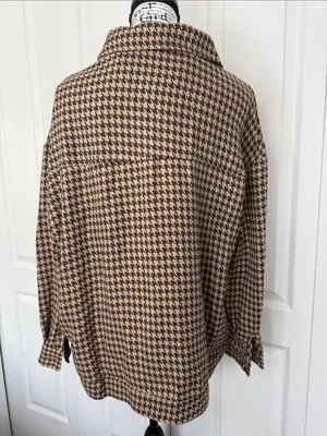 BloomChic Brown & Cream Houndstooth Button thumbnail 3
