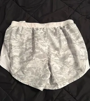 Under Armour Shorts thumbnail 2