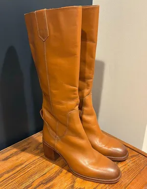 Zara Leather Knee High Block Heel Pull On Boots thumbnail 2