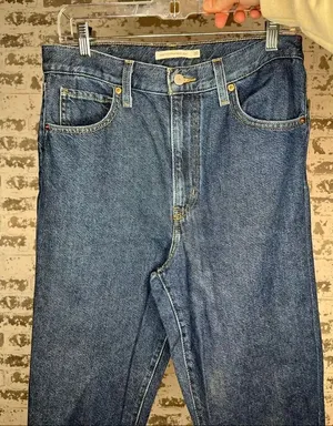 Levi’s | women high waisted mom jeans denim thumbnail 1