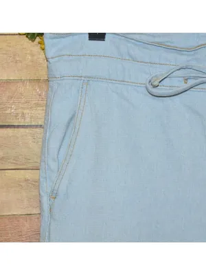 Universal Threads Cute Paper Bag Waist Light Wash Jeans Wide Leg Ladies 36x26 thumbnail 4