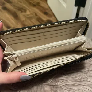 Kate Spade Wallet thumbnail 5