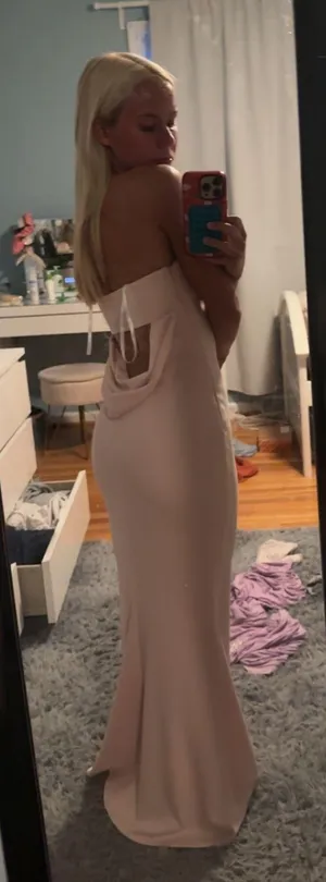 Katie May Revolve Prom Dress thumbnail 4
