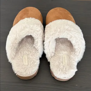 Sueded scuff slippers‎ Slip On in Desert Khaki Size 9 thumbnail 5