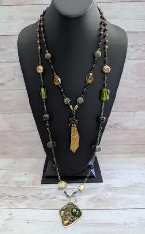 Vintage Necklace Gold Tone & Green Very Long Double Strand Statement thumbnail 2