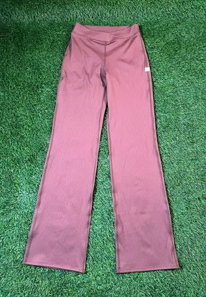 Vuori Ribbed Crossover Waist Flare Leggings Mauve Brown Size Small thumbnail 1