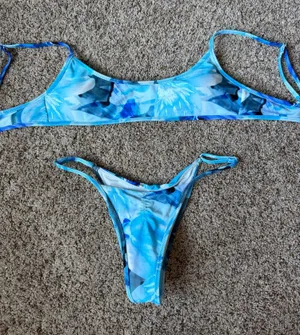Bikini White Fox Boutique Set thumbnail 1