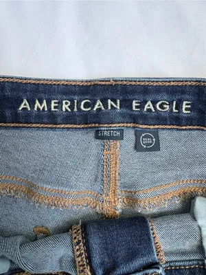 American Eagle Mom Short Size 12 High Rise Blue Stretch Denim Frayed Hem Shorts thumbnail 3