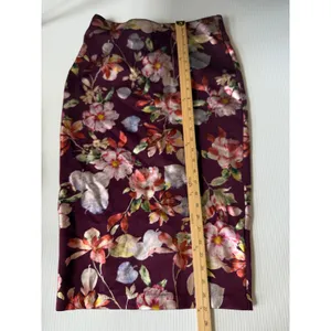 ECI Floral Pencil Skirt Elegant Career Party Maroon Print‎ S thumbnail 2