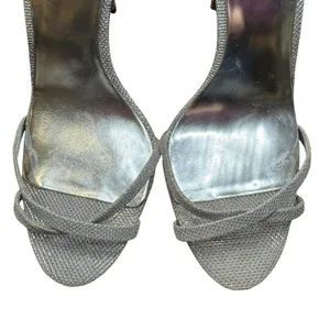 Badgley Mischka Shoes‎ Womens Size 9.5 Silver Strappy Ankle Strap Sandals Heels thumbnail 2