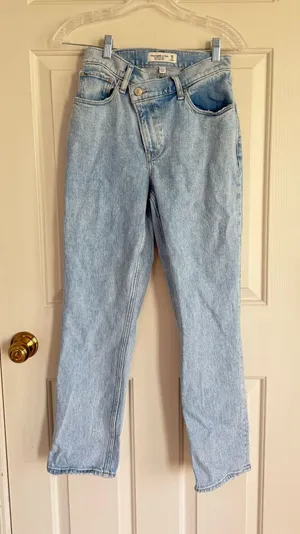 Abercrombie Jeans thumbnail 1