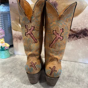 Big Bull Women’s Tan Embroidered Western Cowgirl Boots Size 8.5 US. thumbnail 4