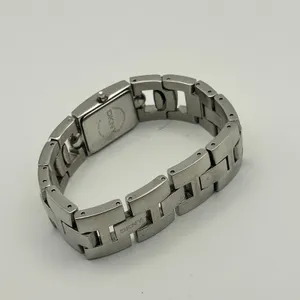 DKNY Silver-tone Encrusted Stainless Steel Band Watch Working New Battery thumbnail 5