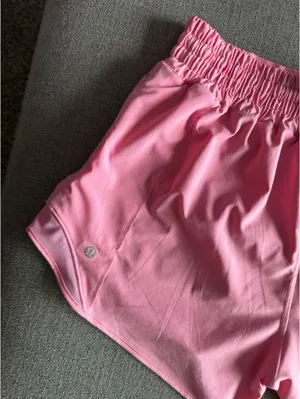 Lululemon Shorts thumbnail 3