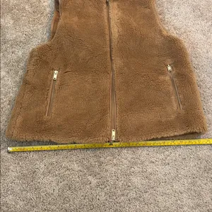 J. Crew Faux Fur Vest thumbnail 8