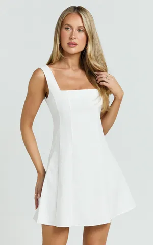 New Showpo Adiana Mini Dress Linen Square Neck Shirred Back A Line Dress Size M thumbnail 5