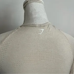Gymshark • Cream Cropped Long Sleeve Workout Top thumbnail 6