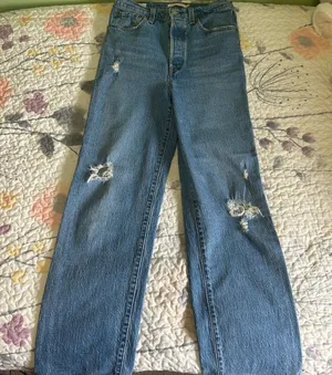 Levi's Ribcage Straight Ankle Jeans thumbnail 3
