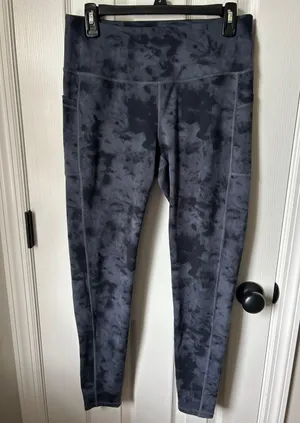 Amazon Women’s Athletic Leggings thumbnail 1