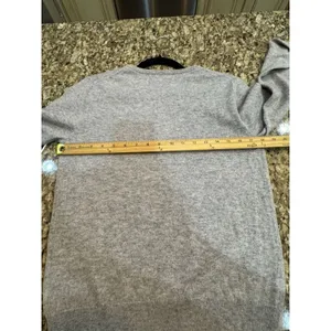 Juicy Couture Black Label Italian cashmere crewneck sweater Size Medium thumbnail 10