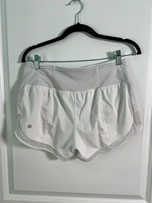 Lululemon Mind Over Miles Short White Size 6 Preppy Coastal Low Rise Workout thumbnail 7
