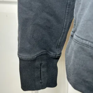 Lululemon Stride Jacket Black Size‎ 6 Full Zip Hoodie Thumbholes Logo Back Vent thumbnail 3